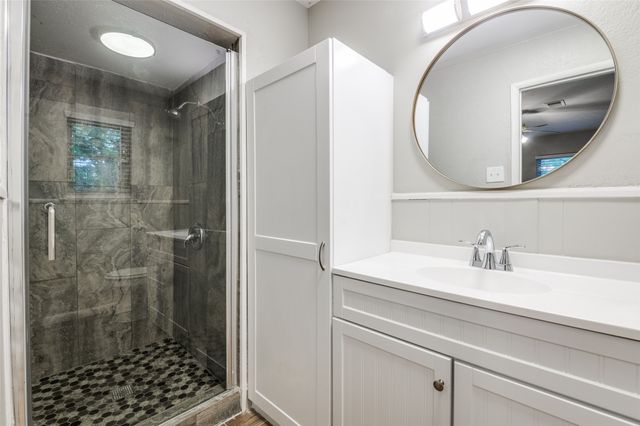 1533 E Springcrest Circle, Lancaster, TX 75134