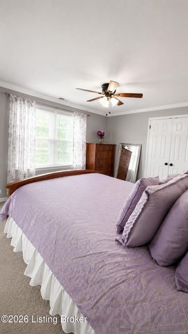 6216 Upper Hunters Trace, Louisville, KY 40216