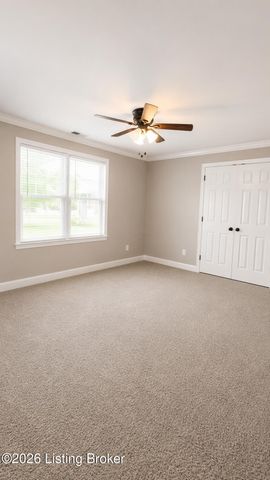 6216 Upper Hunters Trace, Louisville, KY 40216
