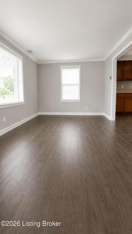 6216 Upper Hunters Trace, Louisville, KY 40216