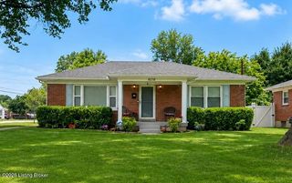 6216 Upper Hunters Trace, Louisville, KY 40216