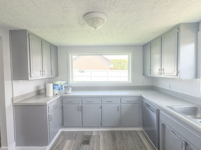 112 Cato St, Hartsville, TN 37074