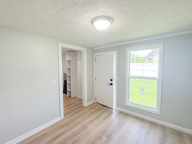 112 Cato St, Hartsville, TN 37074