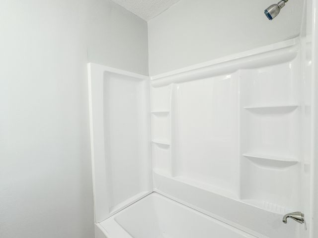 112 Cato St, Hartsville, TN 37074