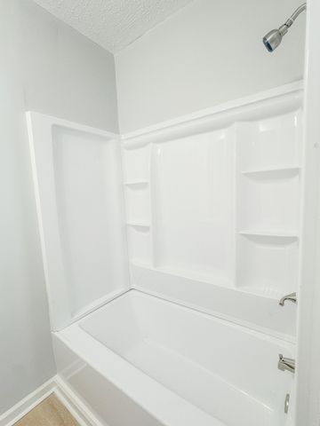 112 Cato St, Hartsville, TN 37074