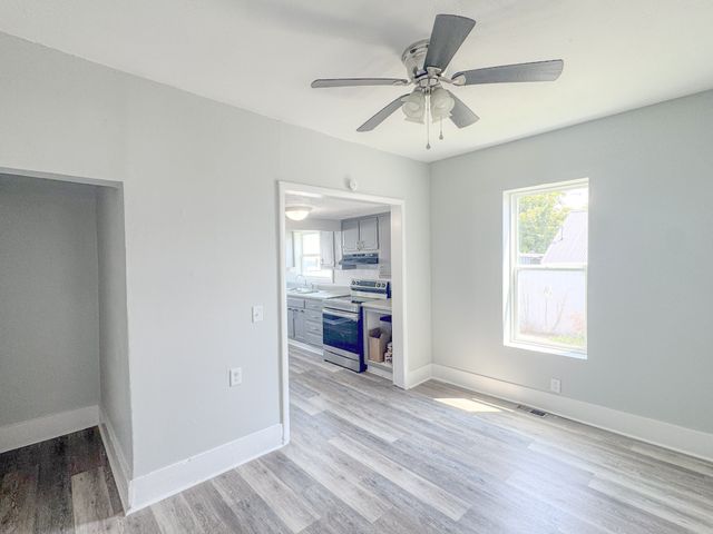 112 Cato St, Hartsville, TN 37074