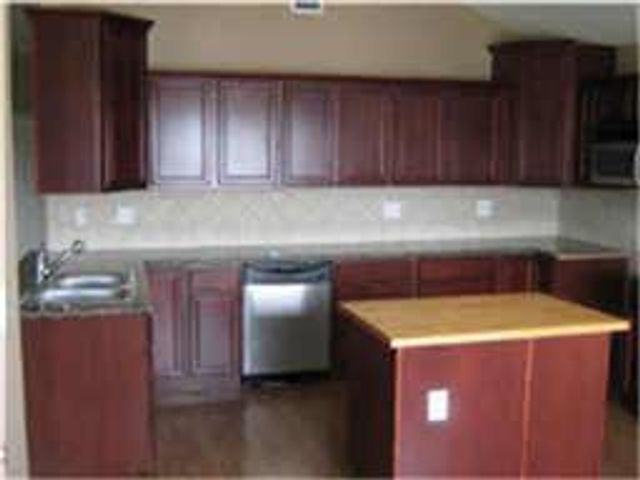 1143 3ks, San Leon, TX 77539