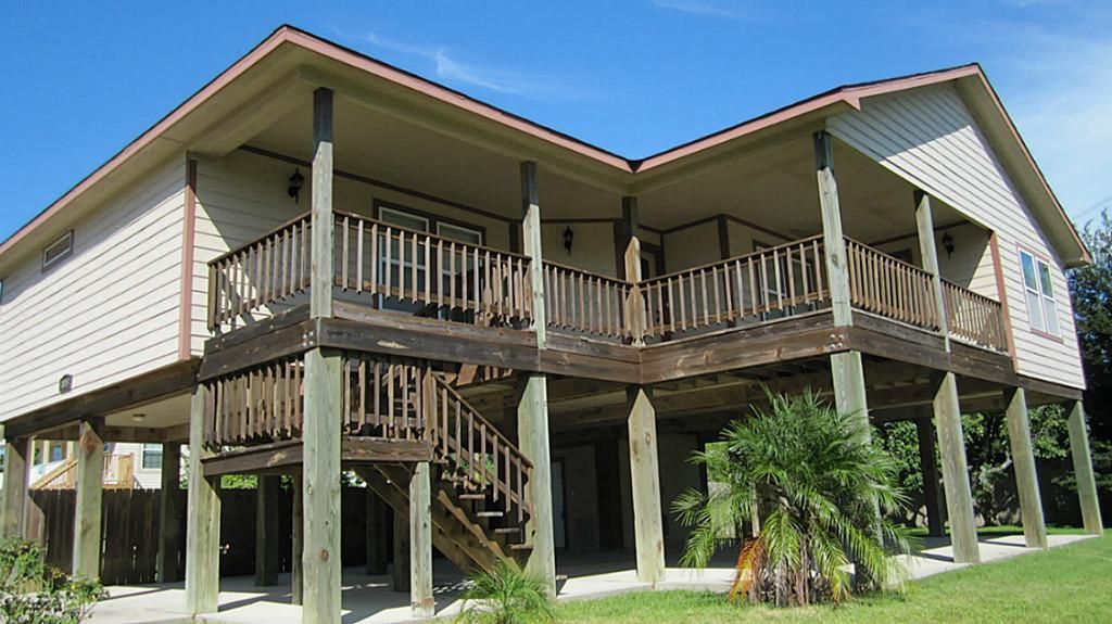 1143 3ks, San Leon, TX 77539