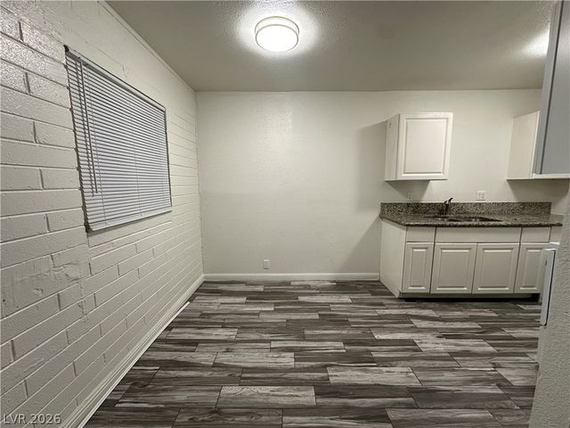 2105 Sunrise Avenue 2, Las Vegas, NV 89101
