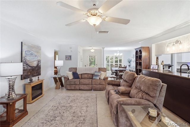5983 W Douneray Loop, Crystal River, FL 34429