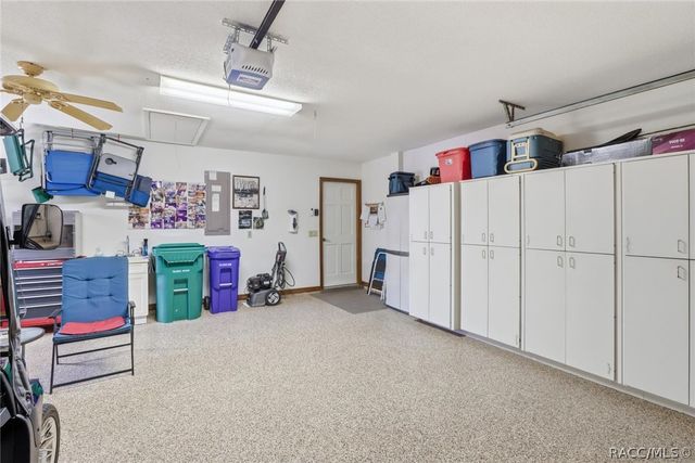 5983 W Douneray Loop, Crystal River, FL 34429