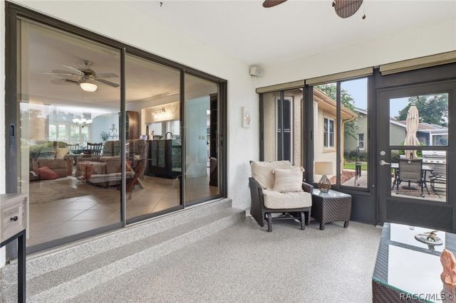5983 W Douneray Loop, Crystal River, FL 34429
