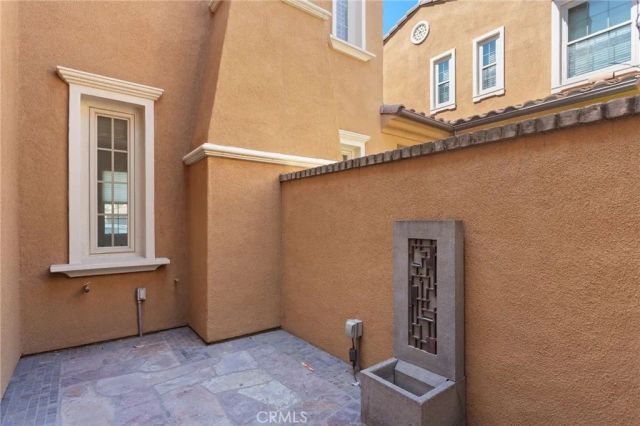 89 Chantilly, Irvine, CA 92620