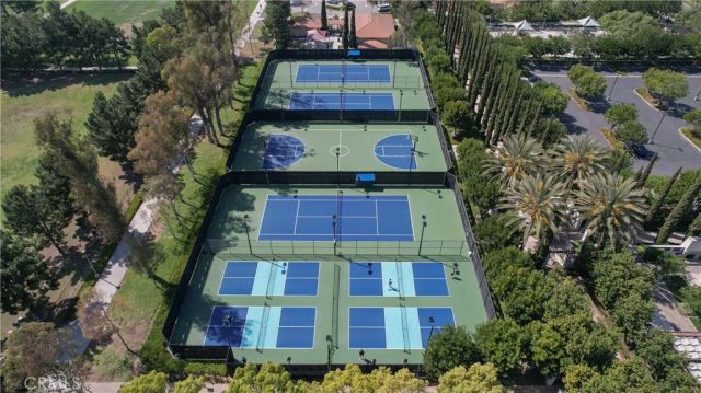 89 Chantilly, Irvine, CA 92620