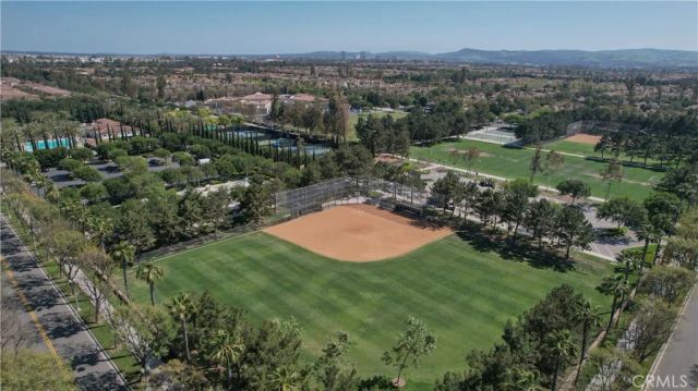 89 Chantilly, Irvine, CA 92620