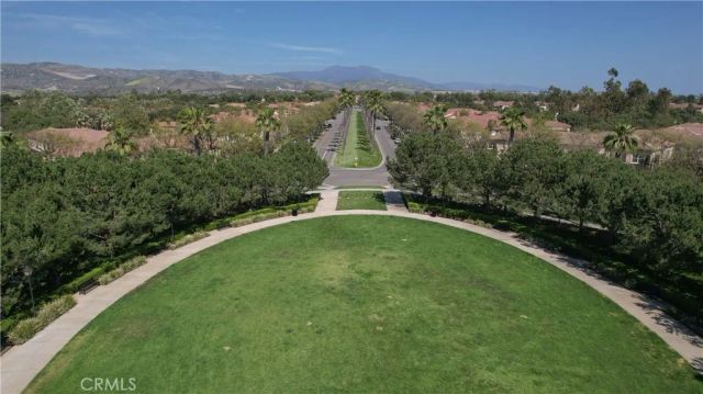 89 Chantilly, Irvine, CA 92620
