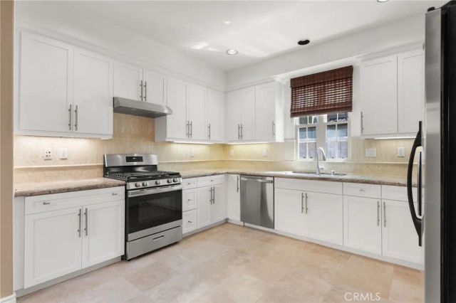 89 Chantilly, Irvine, CA 92620