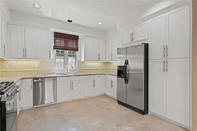 89 Chantilly, Irvine, CA 92620