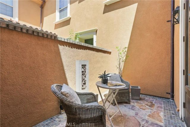 89 Chantilly, Irvine, CA 92620