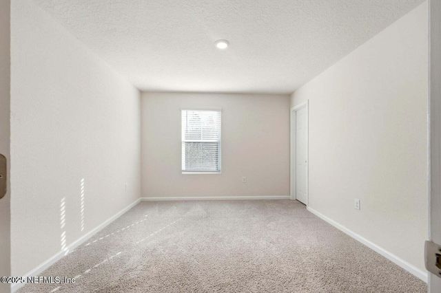 86768 MAINLINE Road, Yulee, FL 32097