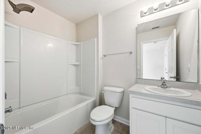 86768 MAINLINE Road, Yulee, FL 32097