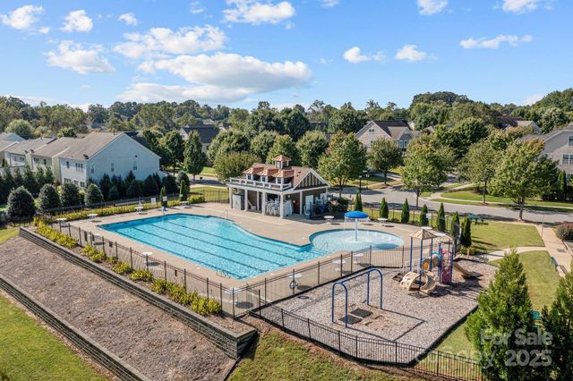 113 Blossom Ridge Drive, Mooresville, NC 28117