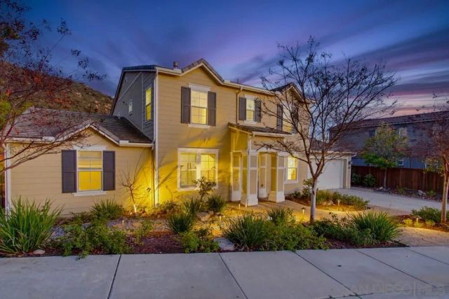6081 Cala Lily Street, Santee, CA 92071