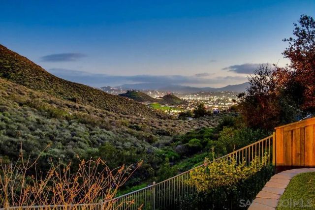 6081 Cala Lily Street, Santee, CA 92071