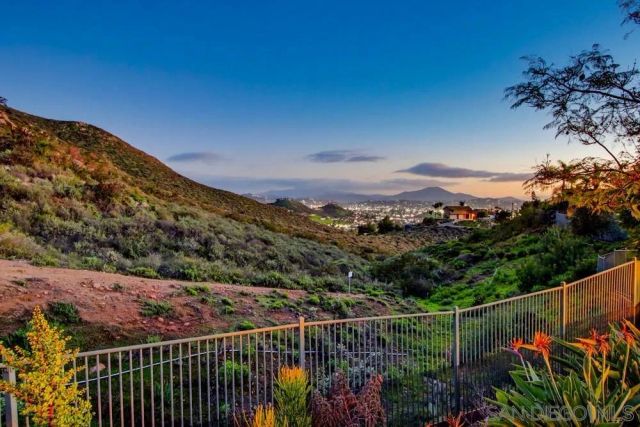 6081 Cala Lily Street, Santee, CA 92071