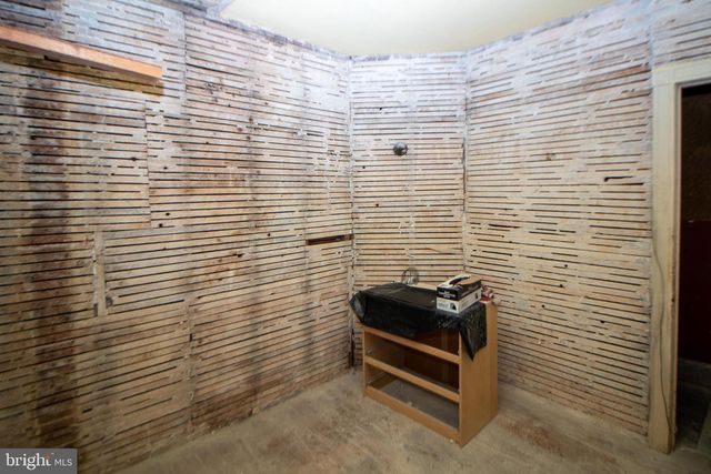 1942 N HOLLYWOOD ST, Philadelphia, PA 19121