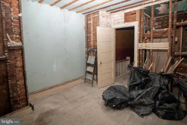 1942 N HOLLYWOOD ST, Philadelphia, PA 19121