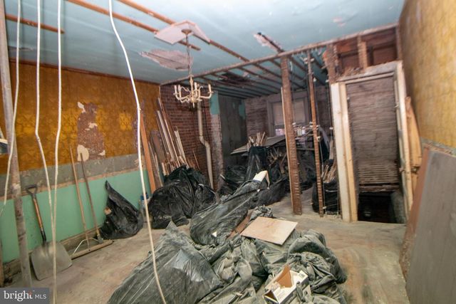 1942 N HOLLYWOOD ST, Philadelphia, PA 19121