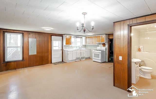 13838 Bayside Drive, Monroe, MI 48161