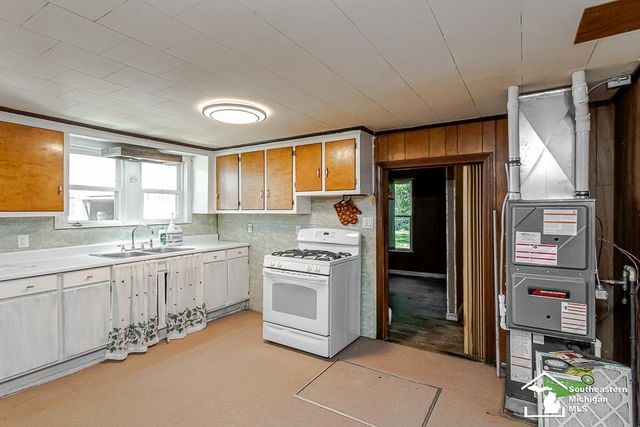 13838 Bayside Drive, Monroe, MI 48161