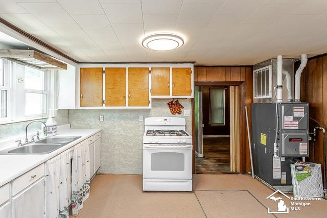 13838 Bayside Drive, Monroe, MI 48161
