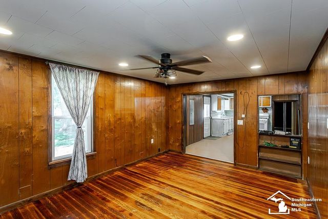 13838 Bayside Drive, Monroe, MI 48161