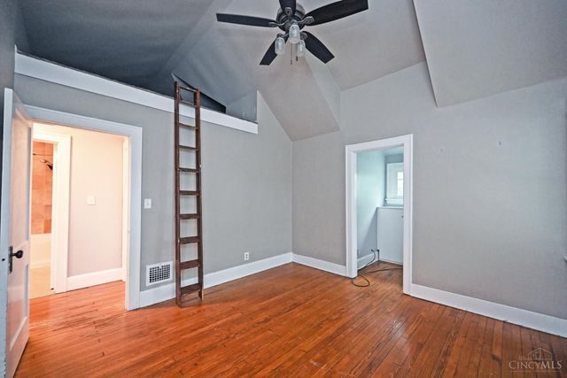 3126 Kinmont Street, Cincinnati, OH 45208