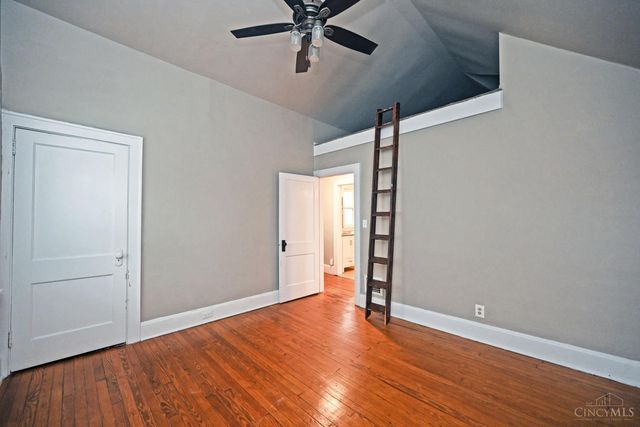 3126 Kinmont Street, Cincinnati, OH 45208
