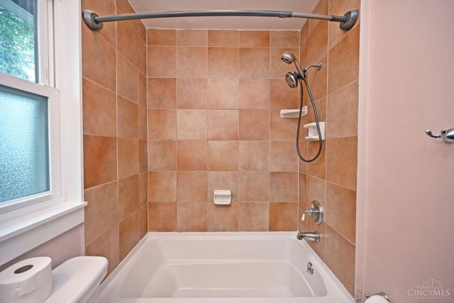 3126 Kinmont Street, Cincinnati, OH 45208