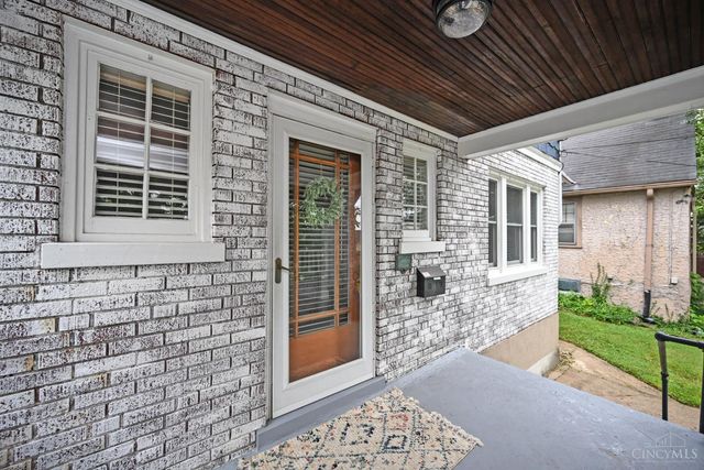 3126 Kinmont Street, Cincinnati, OH 45208