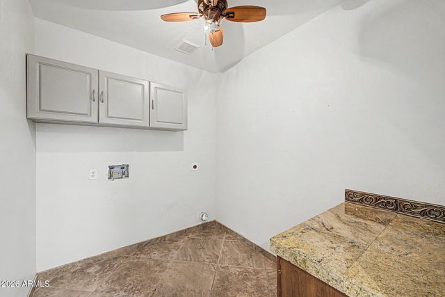 2071 E 36TH Avenue, Apache Junction, AZ 85119