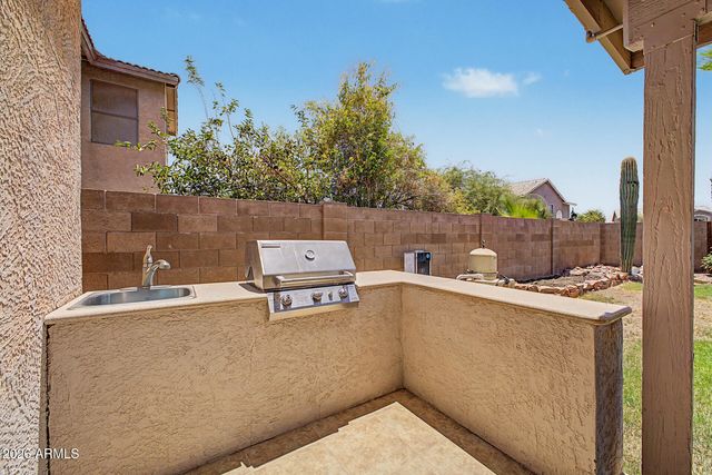 2071 E 36TH Avenue, Apache Junction, AZ 85119