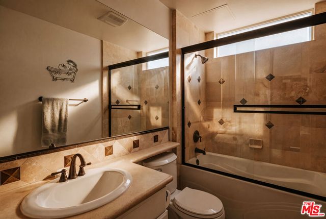 4237 Longridge Avenue 203, Studio City, CA 91604