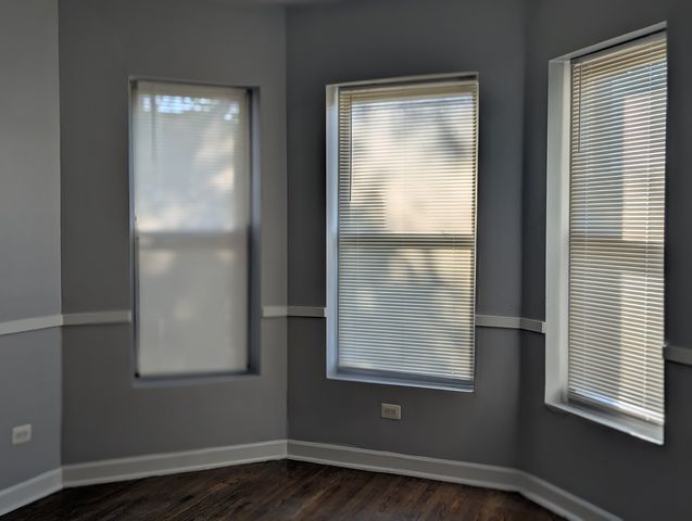 6401 S Saint Lawrence Avenue 6401-1, Chicago, IL 60637