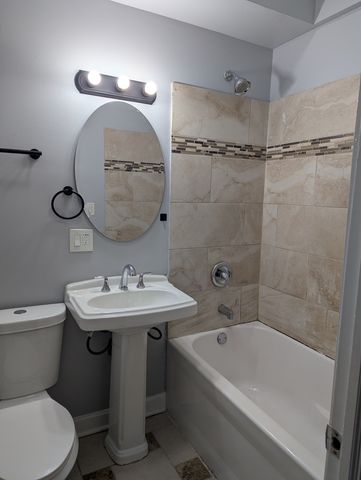 6401 S Saint Lawrence Avenue 6401-1, Chicago, IL 60637