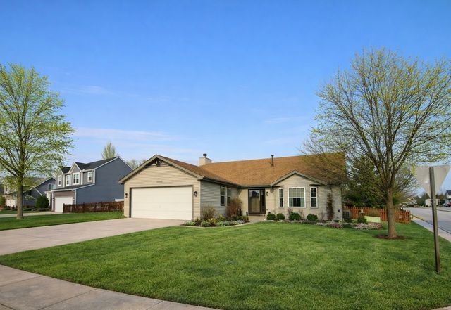 26049 S White Oak Trail, Channahon, IL 60410