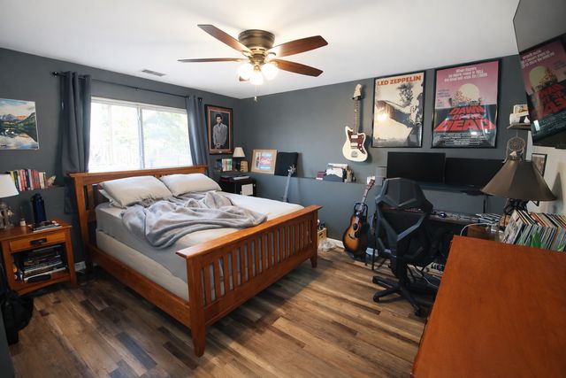 26049 S White Oak Trail, Channahon, IL 60410