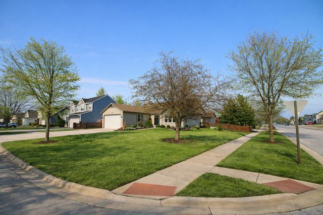 26049 S White Oak Trail, Channahon, IL 60410