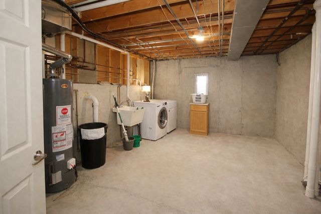 26049 S White Oak Trail, Channahon, IL 60410