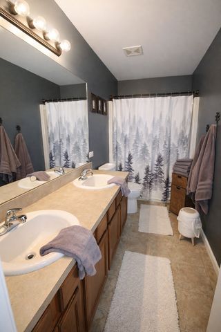 26049 S White Oak Trail, Channahon, IL 60410